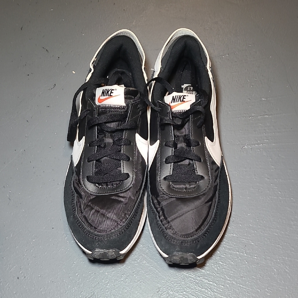 Nike Dual-Tone Black and White Shoes